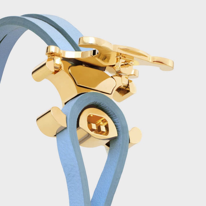 Celine Triomphe Clasp In Brass With Gold Finish And Celeste Smooth Calfskin Bilezik Altın | CL-592204